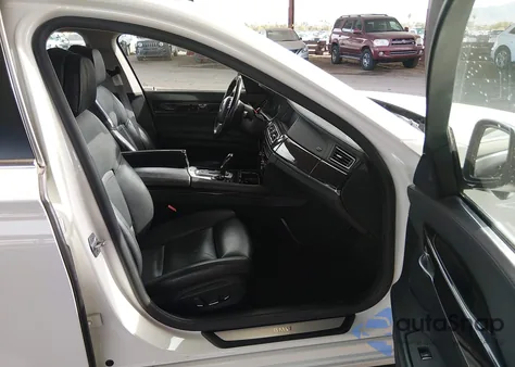 2013 BMW 750Li z USA, uszkodzony, nr VIN WBAYE8C50DD133959